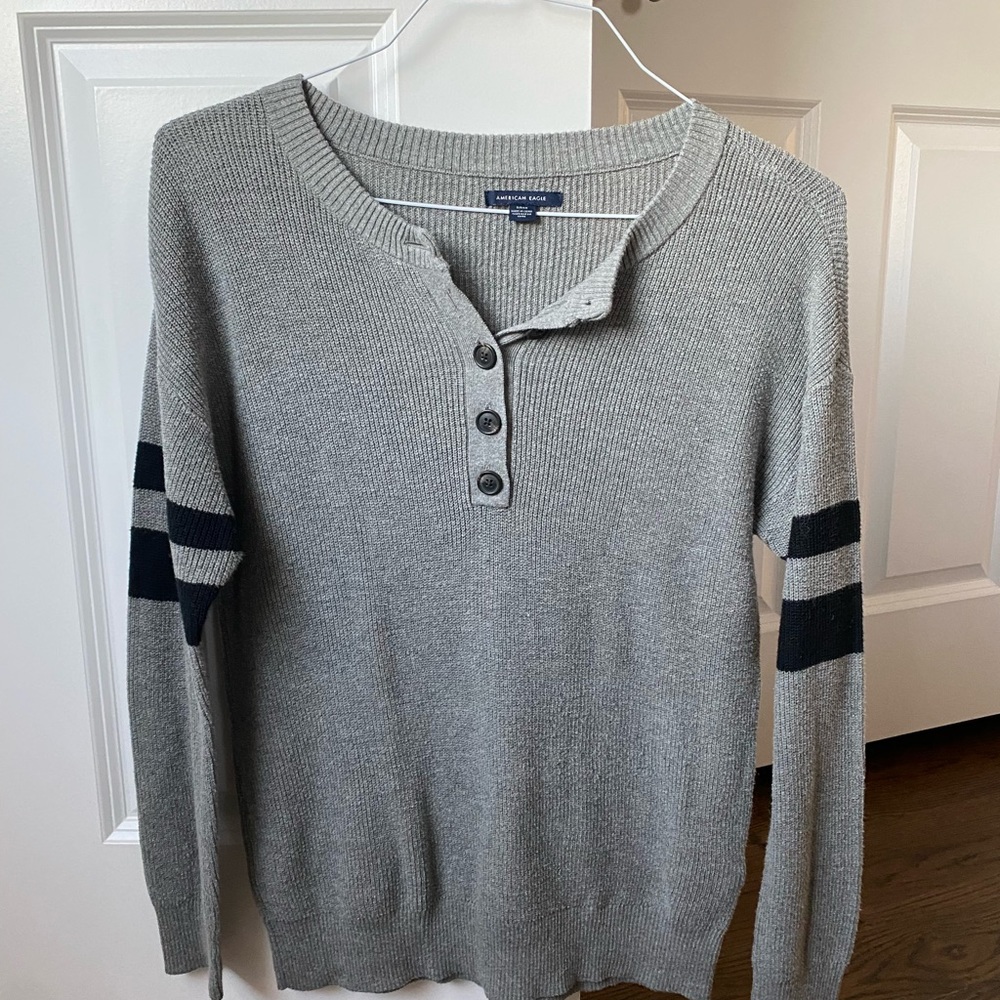 Grey sweater